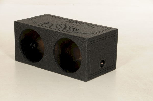 QBOMB15S QBOMB DUAL 15" SEALED UNIVERSAL ENCLOSURE (2CU.FT)