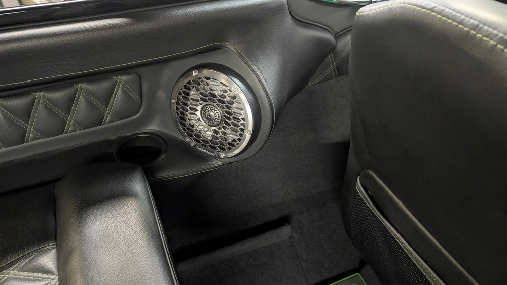 Rear Speaker