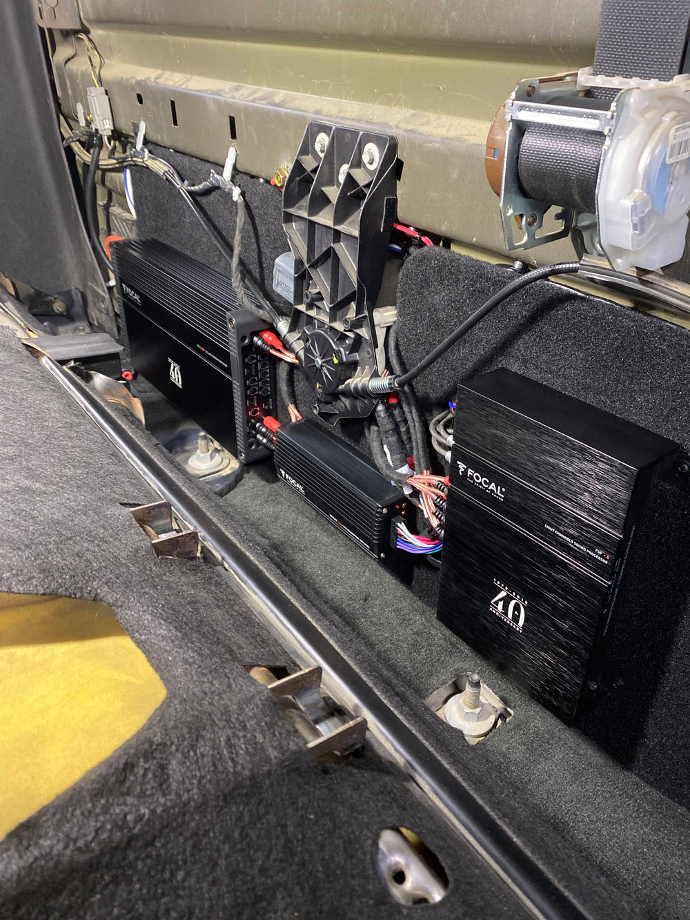 Amplifier Mount Rack